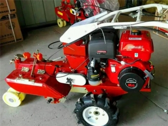 多功能(neng)微耕機